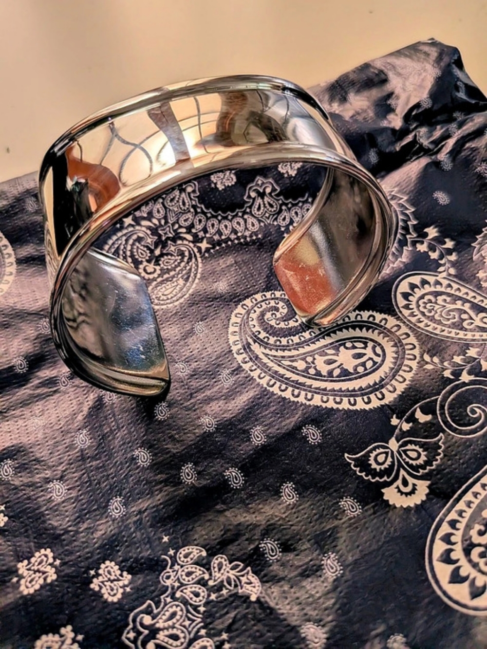 Silver-Tone Cuff Bracelet Like New